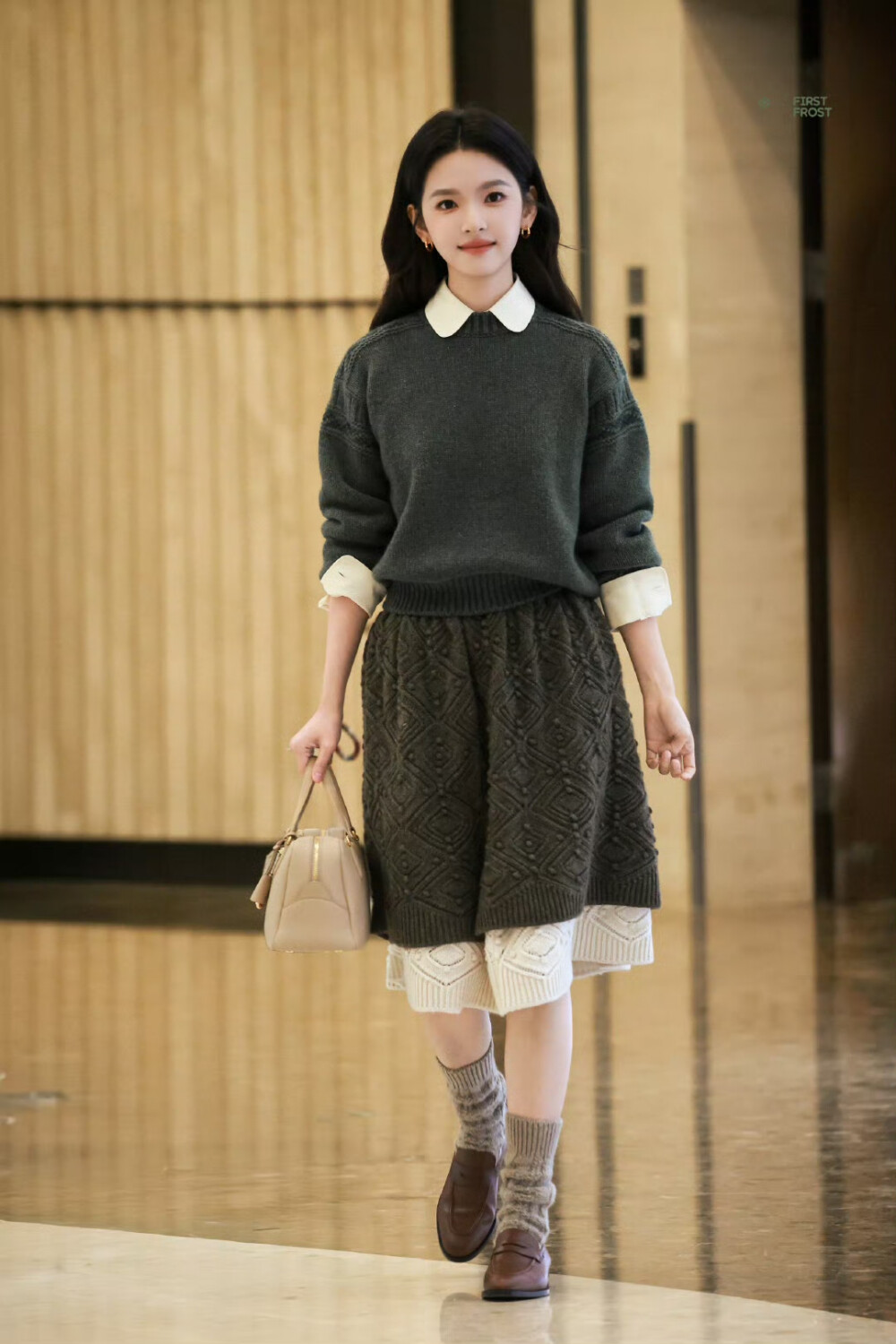 cr.-First_Frost-章若楠