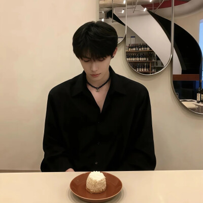 权威║情头
黑色系情头