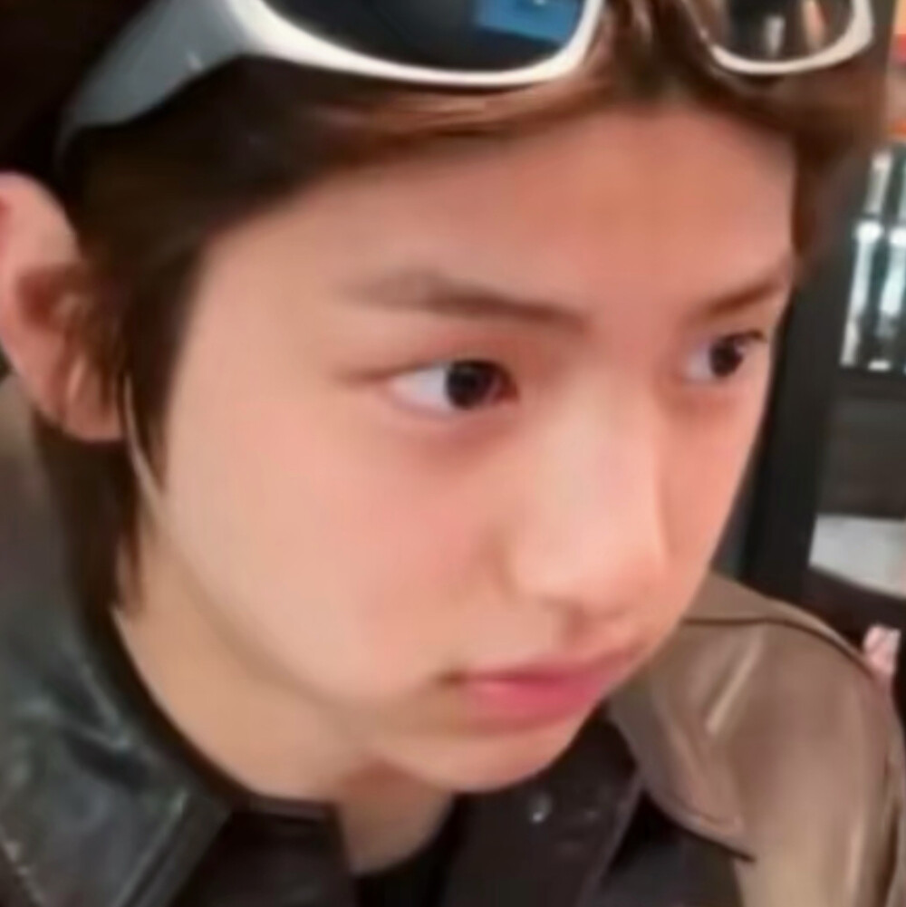 不知道此猪这么萌是想干啥