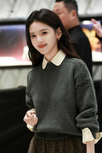 cr.-First_Frost-章若楠