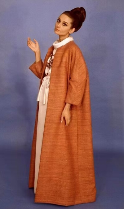 Audrey Hepburn in Givenchy
Photo by Cecil Beaton, Vogue June 1964