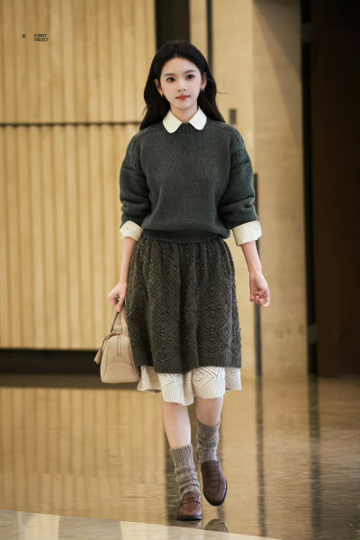 cr.-First_Frost-章若楠