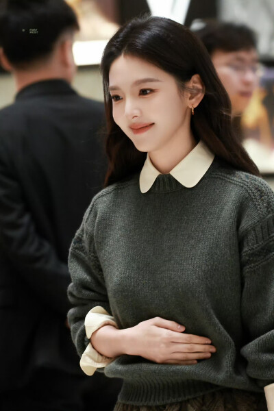 cr.-First_Frost-章若楠