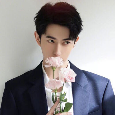 朦朦头像九宫格，每张都好看呀、每张都堂堂正正的！