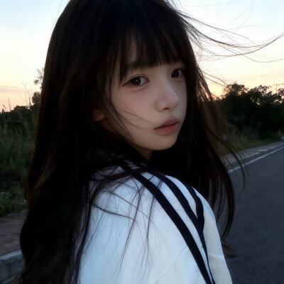 ⦮_ ̫ _⦯ 世界破破烂烂 小猫尝尝咸淡