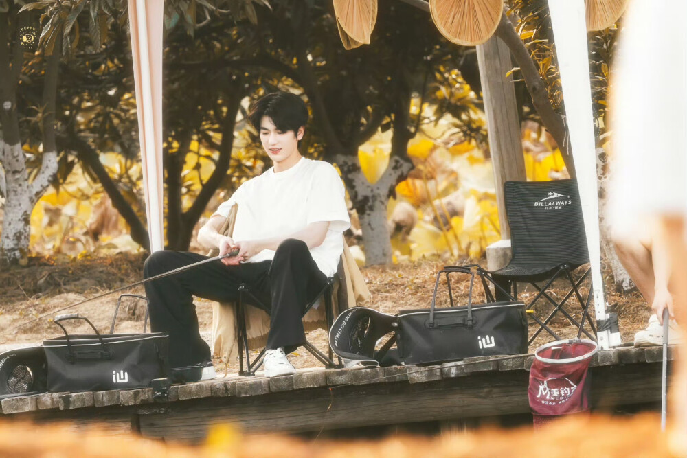 cr.PUPPY1230丨张凌赫