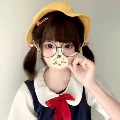 ⦮_ ̫ _⦯ 世界破破烂烂 小猫尝尝咸淡