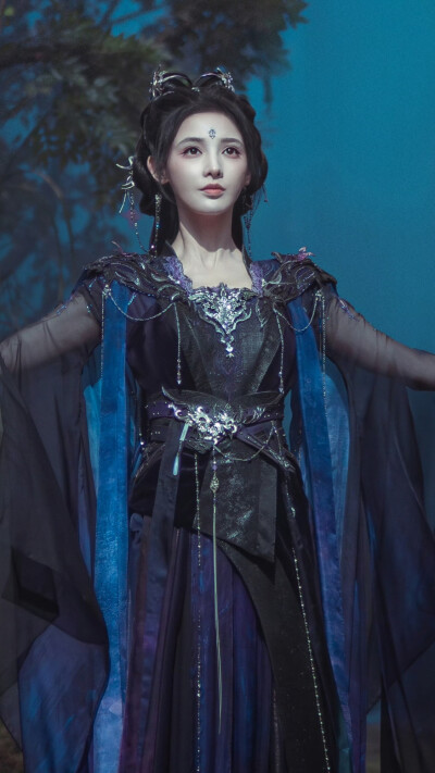 暗河传 慕雨墨 彭小苒