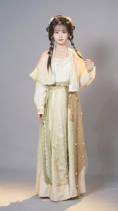 二小姐说她平平无奇 秦悠悠