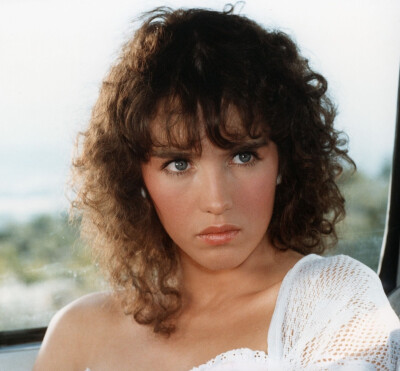 Isabelle Adjani在电影《杀人的夏天》中