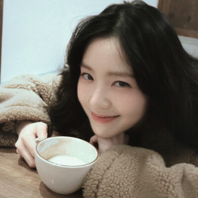    ！！ウサギ熱可可搭配(*꒦ິ⌓꒦ີ)いちごケーキ 
裴珠泫▷cr.39xiu