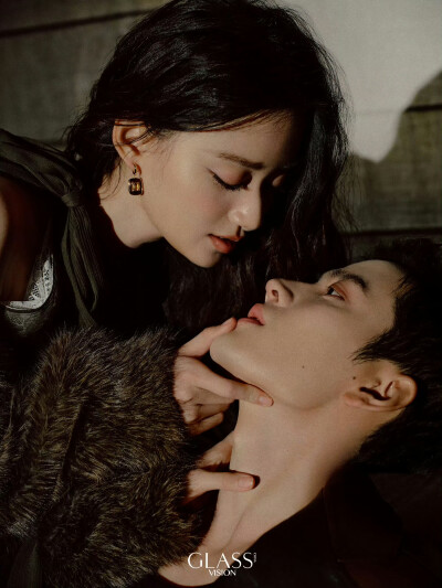 BY爱喝可乐的古娜小姐 一笑随歌