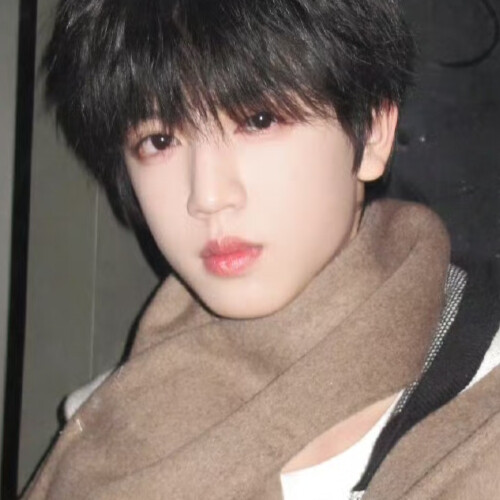 可以躲进你的风衣里吗