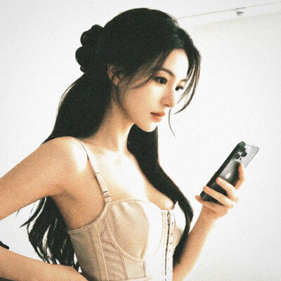 雅雅的图（拿图收藏点赞关注 白嫖滚）