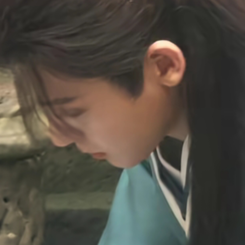 雨中灯市欲眠原已萧萧数年，似有故人轻叩再将棠梨煎雪