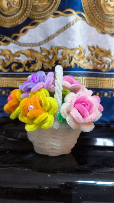 扭扭棒，小花篮