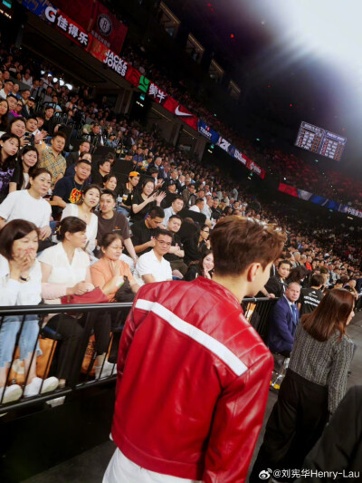 刘宪华Henry-Lau：
今天是灌篮高手。