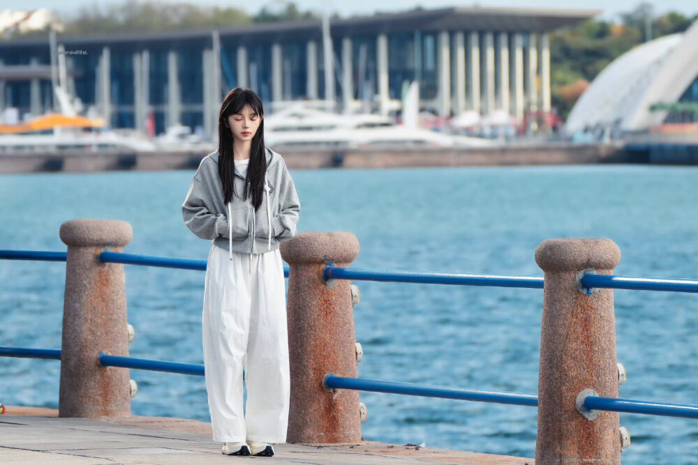 cr.Aphrodite_田曦薇