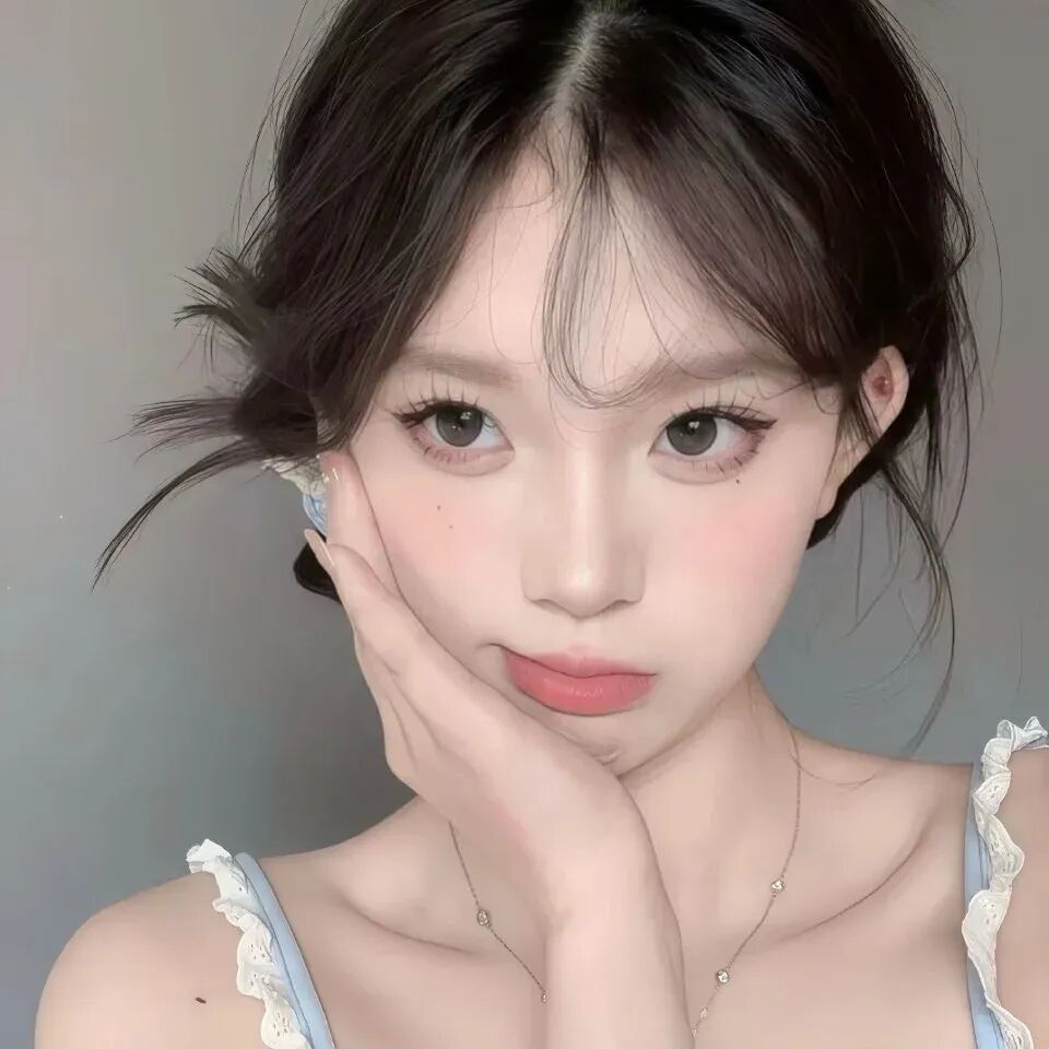 阳光明媚的女头（图源网络，侵删）