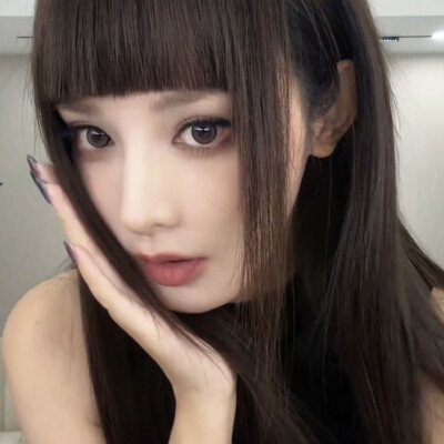 女孩不想看你受一样的伤害