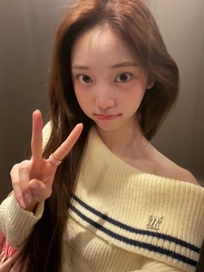 alldayproject youngseo李荣书
