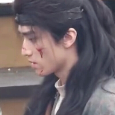 大雪落拓，听我醉言