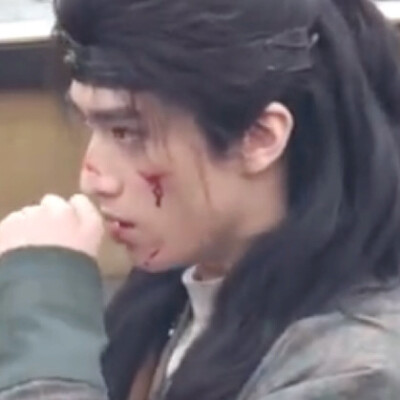 大雪落拓，听我醉言