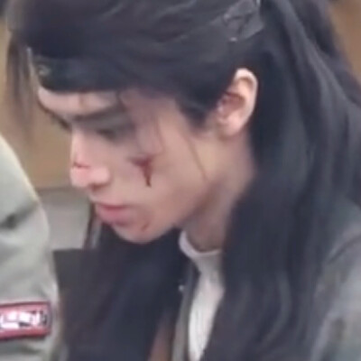 大雪落拓，听我醉言