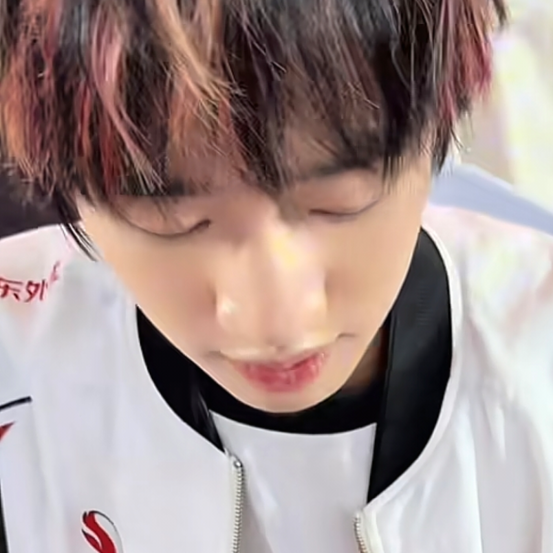 欺负一个没文案的主播？