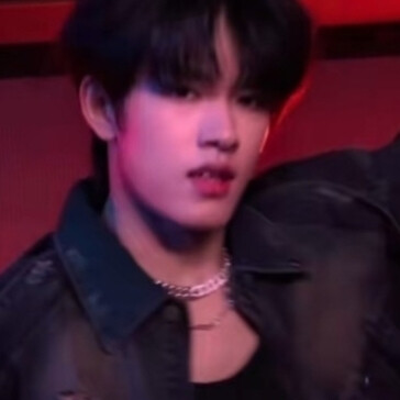 你总是冤枉我 总是把我想的很坏 总是把我想的很恶毒 我有很多时候在想原来我在你心里是这样自私自大自负的存在