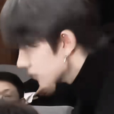 妈妈我只跟你走