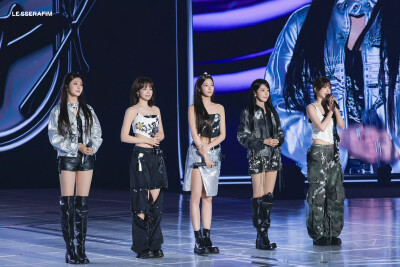 LE SSERAFIM 宮脇咲良