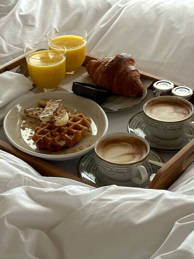 日常
我想要的爱 不止一句对白
我想要的你 不止一种色彩