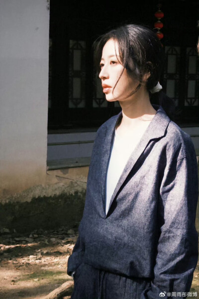 周雨彤