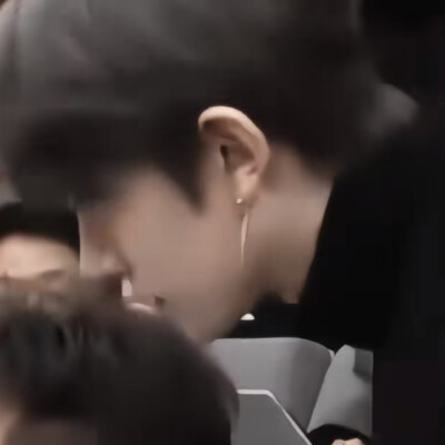 妈妈我只跟你走