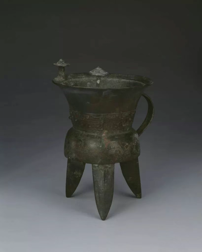 商早期 兽面纹斝 北京故宫博物院藏