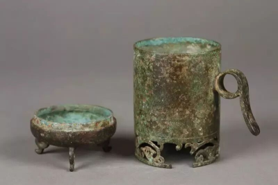 汉代 青铜镂空缠枝花卉纹带盖卮杯观复博物馆藏