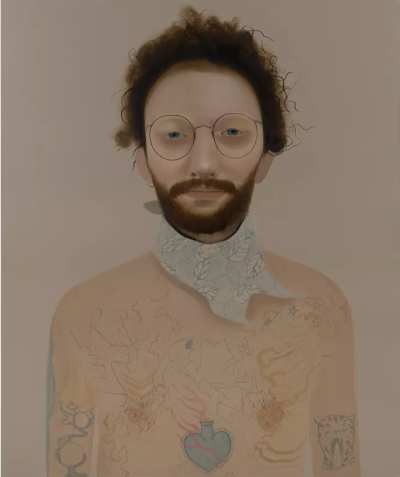 莎拉·鲍尔（Sarah Ball）英国当代艺术家，她的作品专注于肖像题材，通过对匿名者或历史档案中人物的细腻刻画，探讨身份、差异与公众窥视欲的复杂关系，为具象绘画的当代样态注入了冷静而独特的思考。