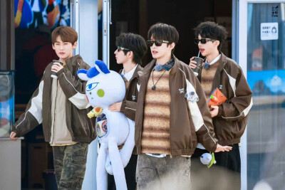 跳进地理书的旅行