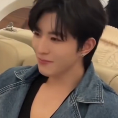 你喜欢谁啊？（有且只有一个答案）（答错必究）