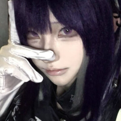 谁用情话谋杀谁，谁顺从地死去