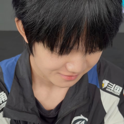 再看一眼就会晕碳