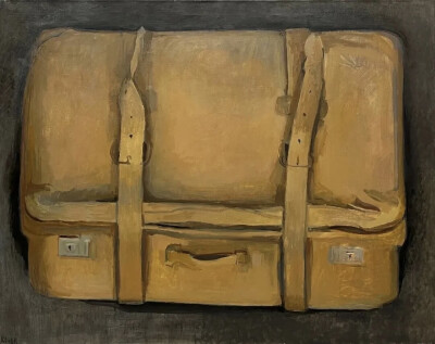 琳达·科恩（Linda Kohen）的创作像一场“私密对话”。这位艺术家尝试将家居空间转化为思绪的场域，在窗棂、桌椅、窗帘这些日常之物中捕捉存在的微光。她的创作不是客体再现，而是与空间能量的互换。科恩的艺术理念超…