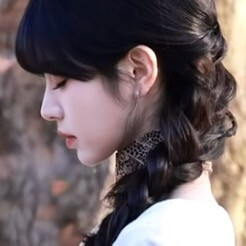 在这个落叶像雪的季节