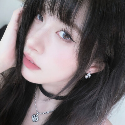 你又逃避，那我买好蛋糕等你