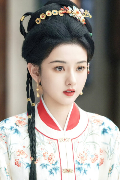 表妹万福 甄嘉芙