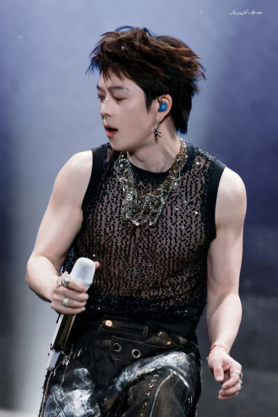 王栎鑫11.1慈溪城市森林音乐节