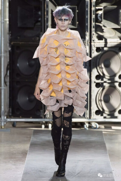 渡边淳弥Junya Watanabe2017春季成衣