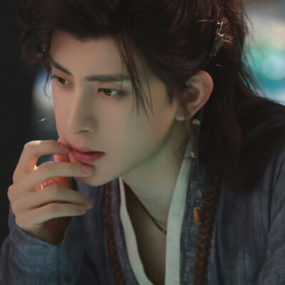 何必为你痴痴等