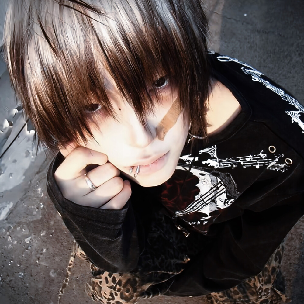 小时候没得到的爱长大也没得到